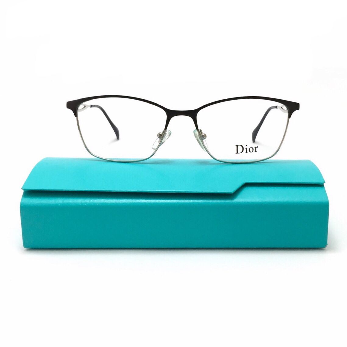 نظارة طبية للنساء من ديور 1212