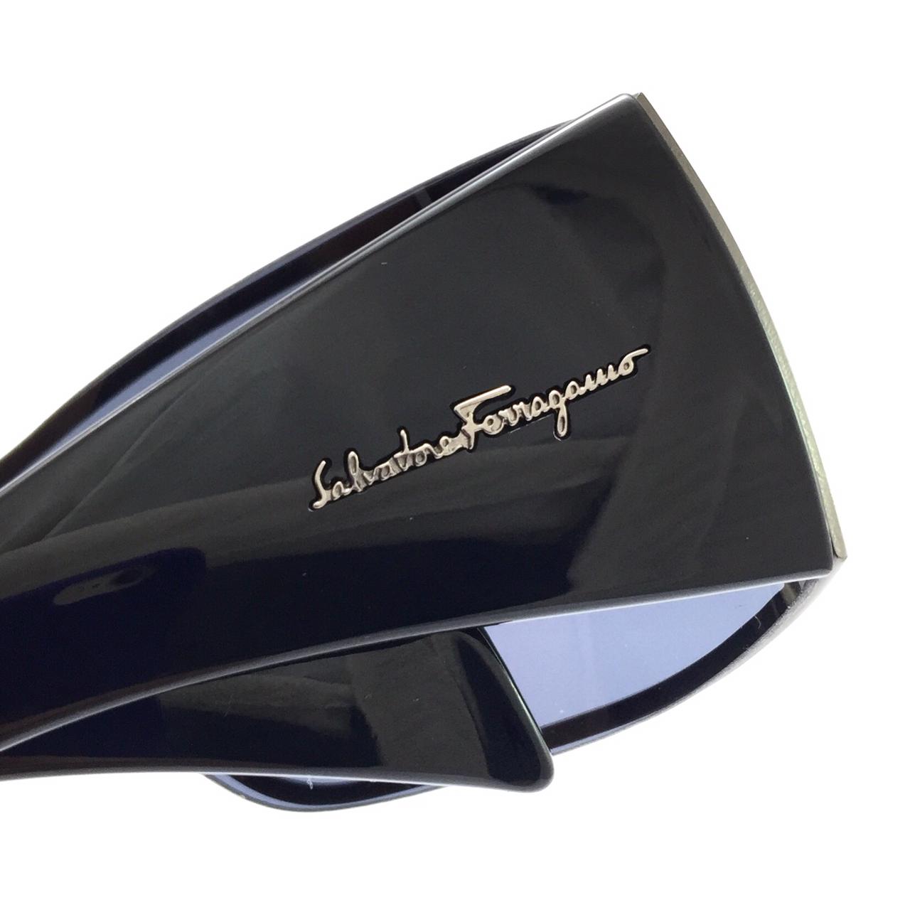 نظارة شمسيه من سالفاتوري فيراغامو 1119