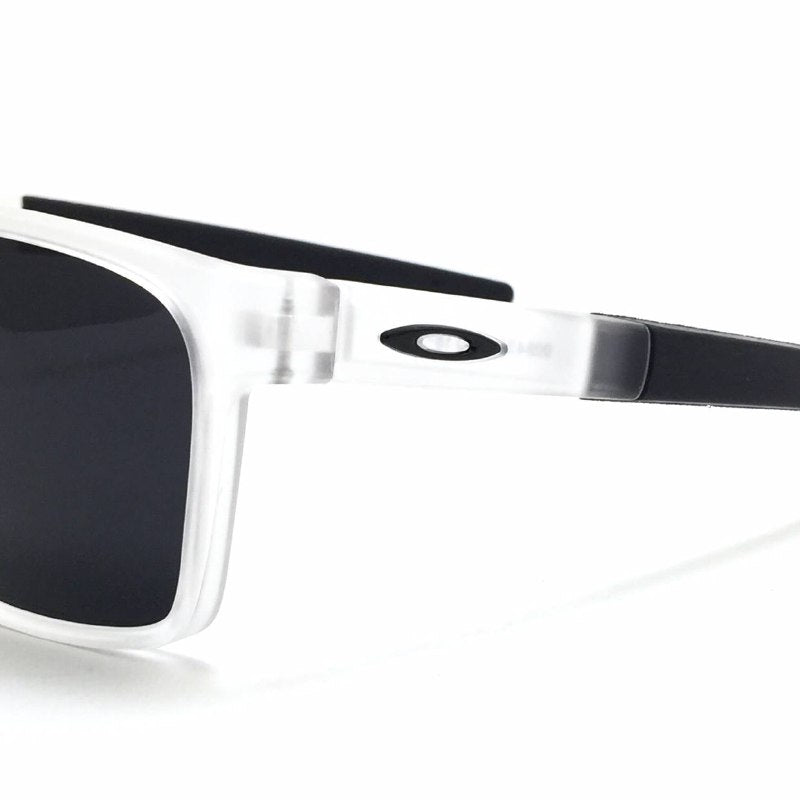 *نظارة شمسية  للرجال من اوكلى OO9430*شفاف