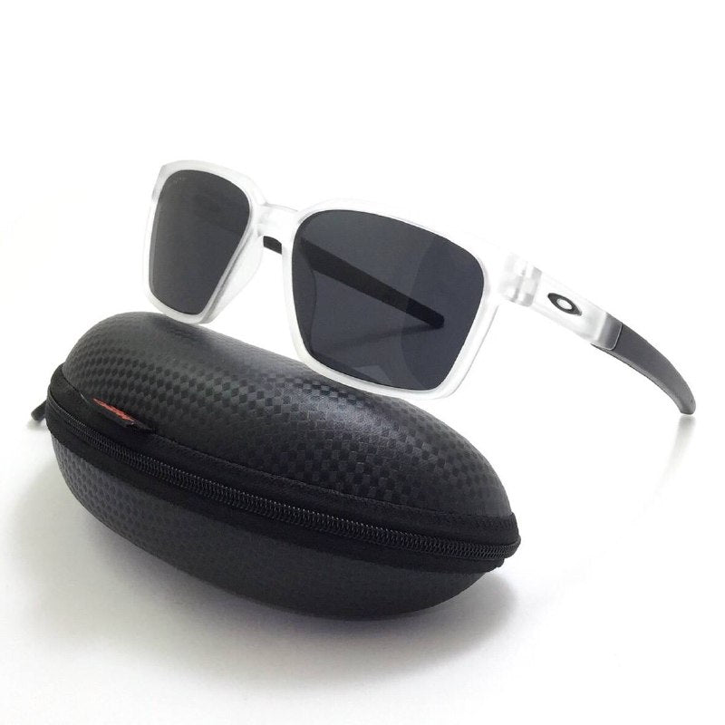 *نظارة شمسية  للرجال من اوكلى OO9430*شفاف