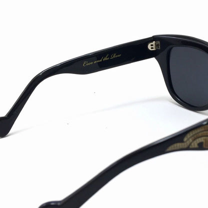 نظارة شمسية شكل عين القطة من انا كارين COCO AND THE ROW\\Mademoiselle d'Or Sunglasses, Black/Gold