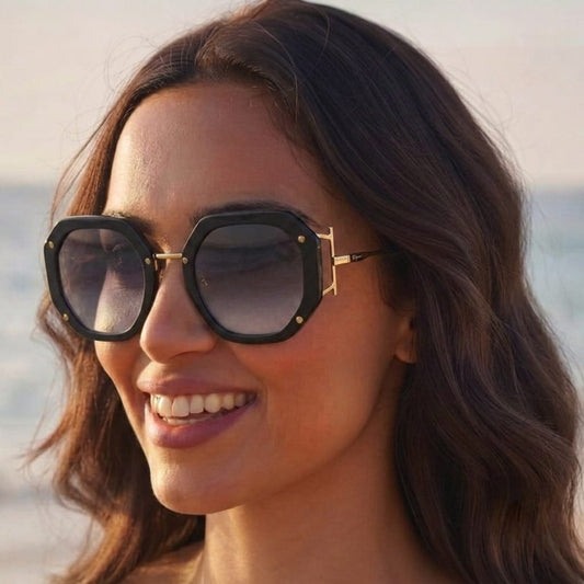 نظارة شمسيه من سالفاتوري فيراغامو  SL123